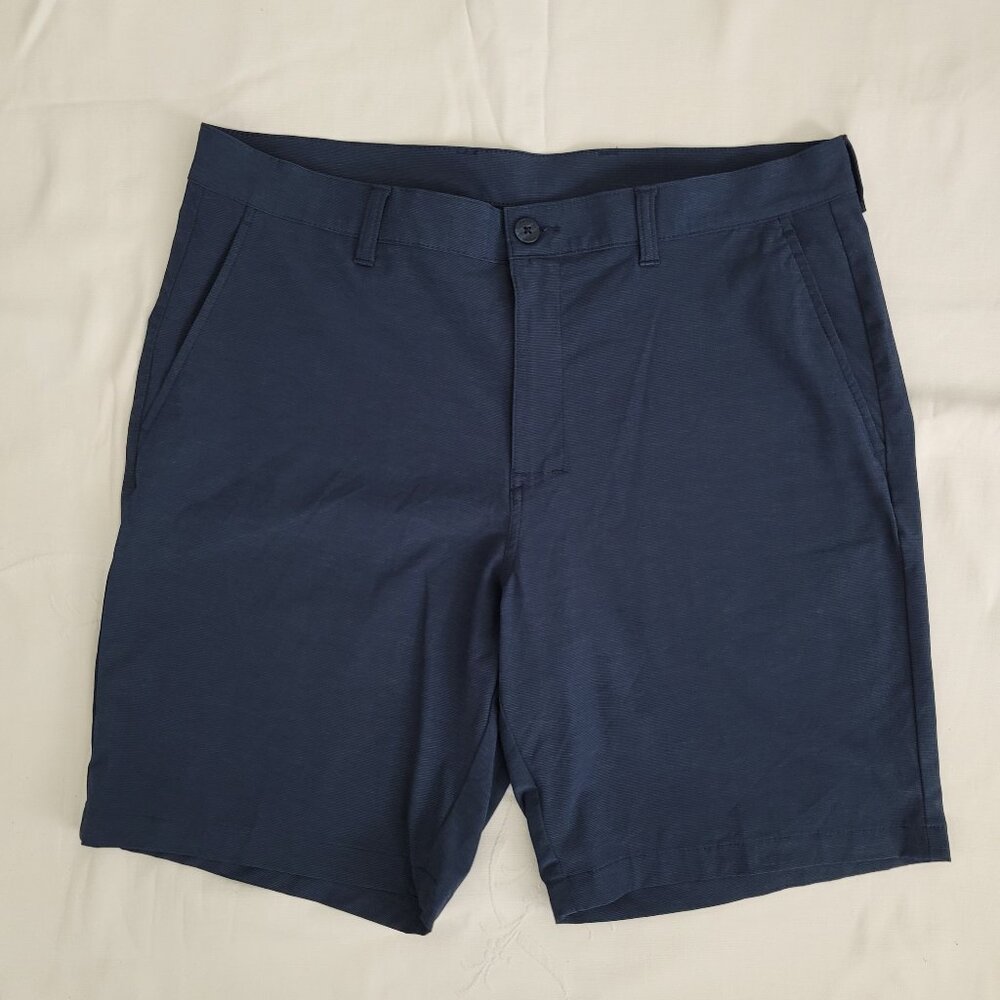 Men's Blue Variegated PGA Tour Shorts Size 38 Waist, Nice Condition!
